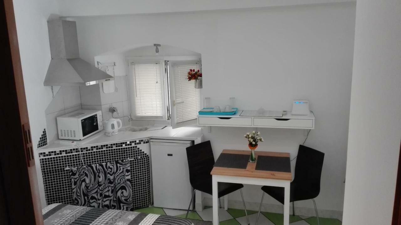 Split Studio Irisha Buitenkant foto