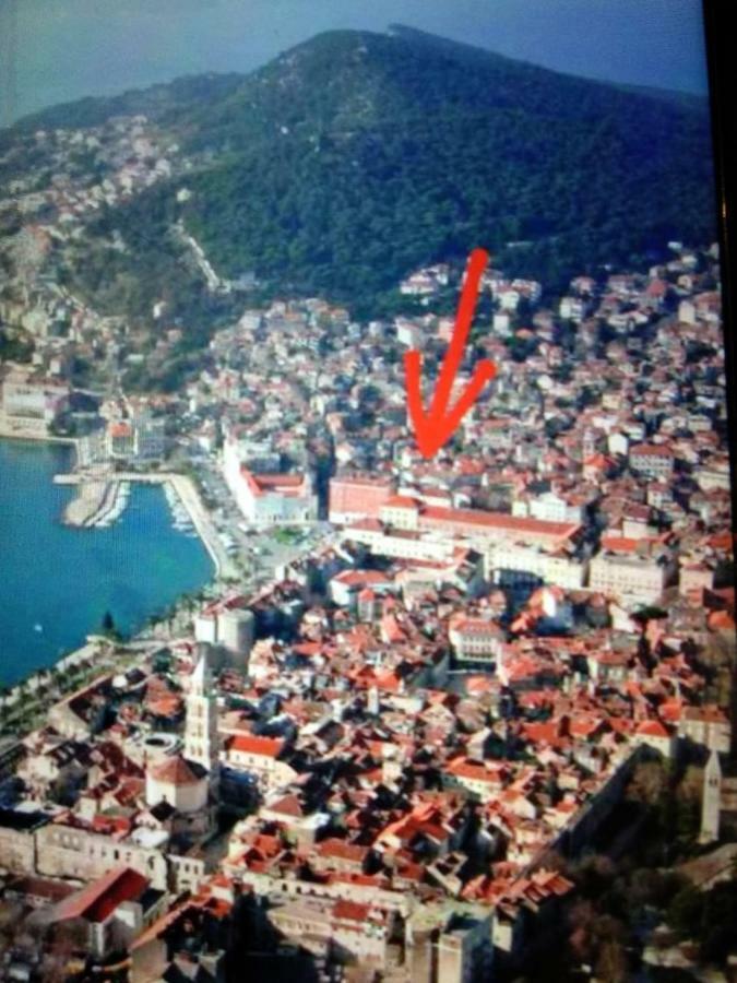 Split Studio Irisha Buitenkant foto