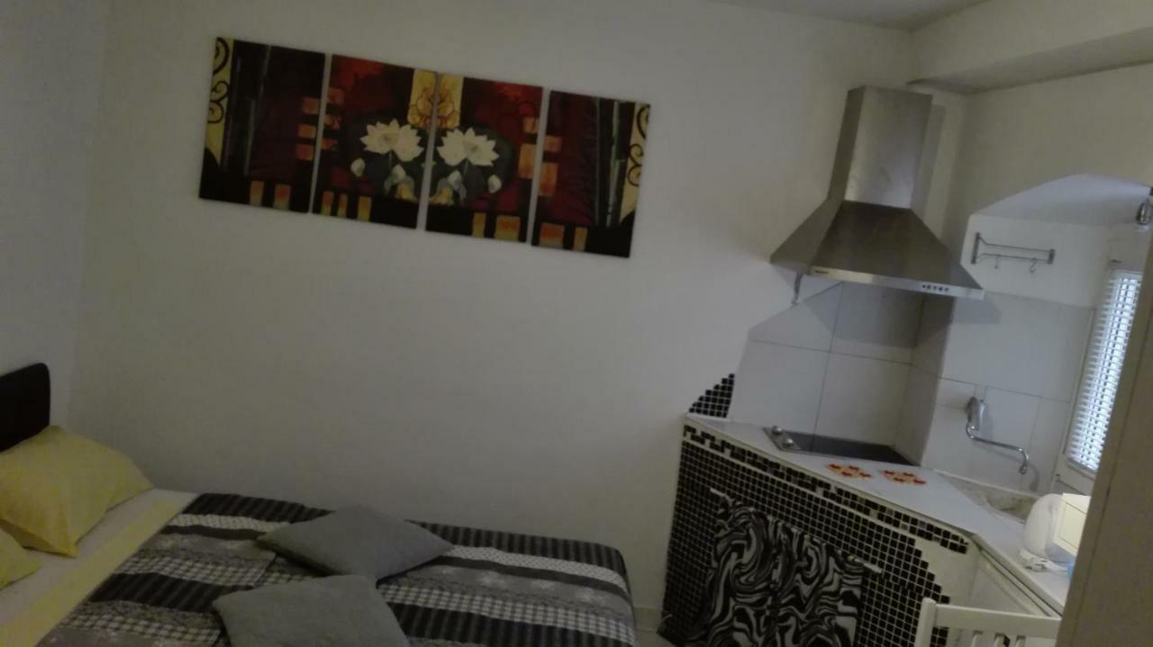Split Studio Irisha Buitenkant foto